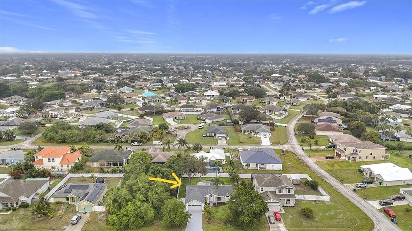 Picture of 521 SW Rabbit Ave, Port St. Lucie FL 34953