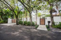 Picture of 3940 Braganza Ave, Coconut Grove, FL 33133