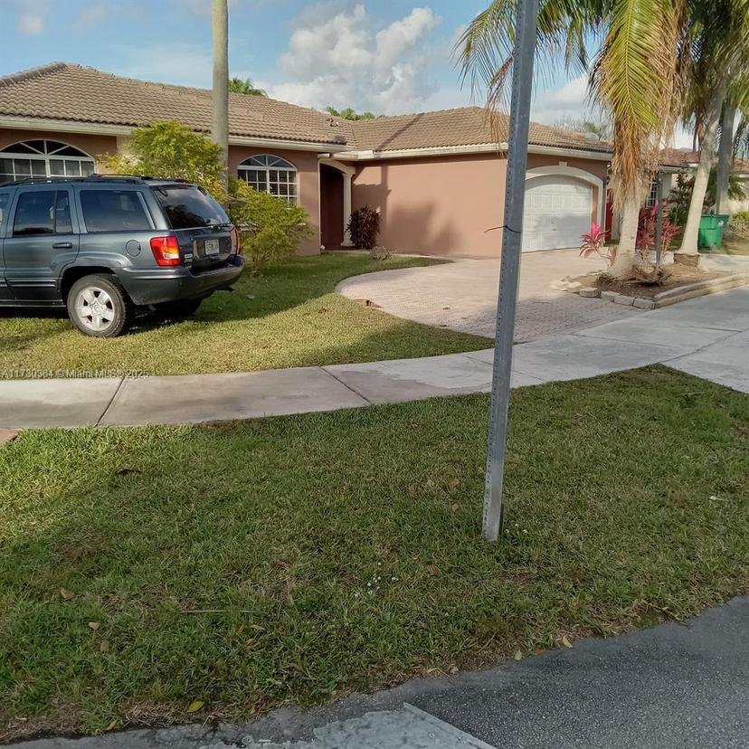 Picture of 15355 SW 171St St, Miami FL 33187