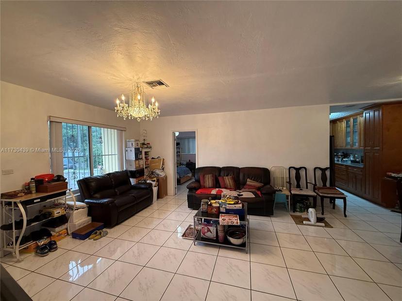 Picture of 701 NE 170Th St, North Miami Beach FL 33162