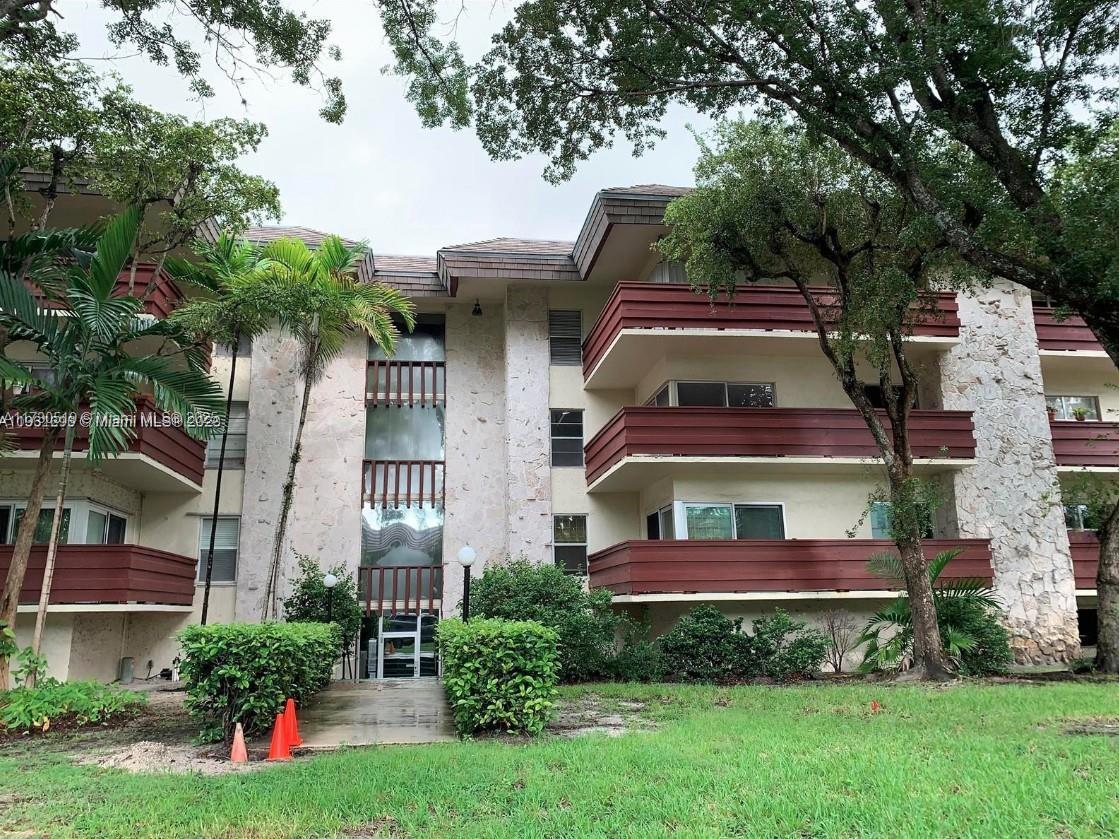 Picture of 1205 Mariposa Ave # 411, Coral Gables, FL 33146