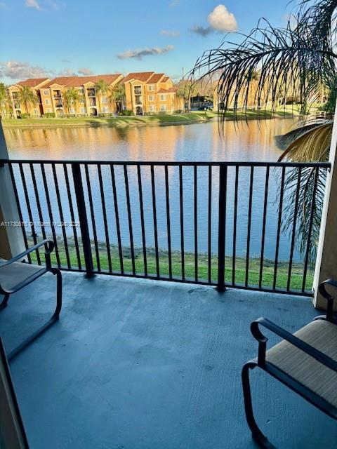 Picture of 2301 W Preserve Way # 206, Miramar, FL 33025