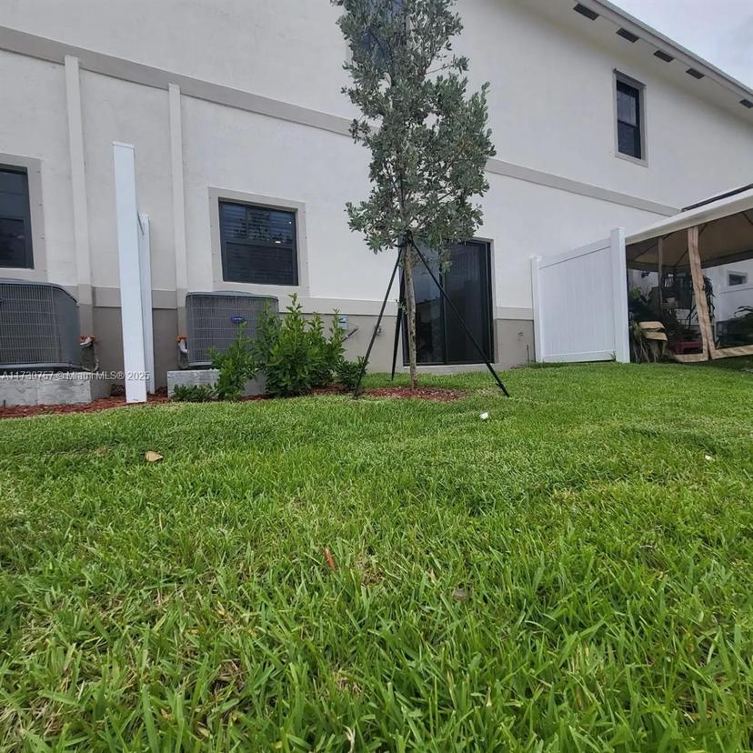 Picture of 1137 SW 6Th Ct, Florida City FL 33034