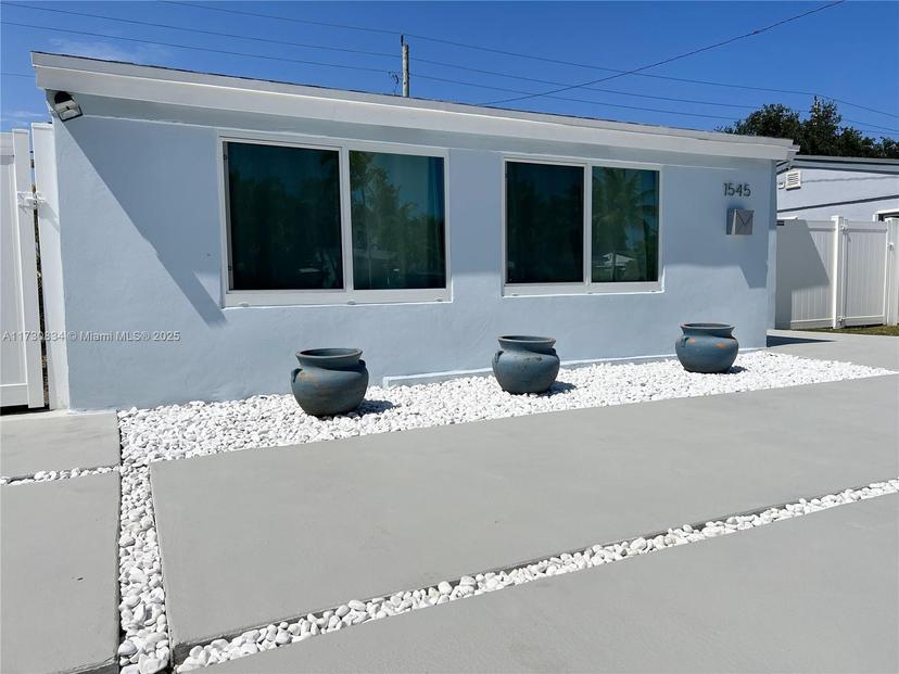 Picture of 1545 NE 175Th St, North Miami Beach FL 33162