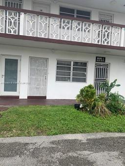 Picture of 122 NE 204Th St # 21, Miami Gardens, FL 33179