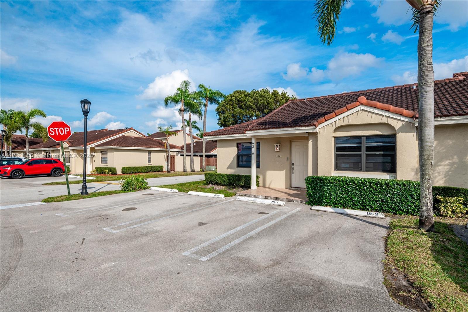 Picture of 6216 NW 170Th Ter, Hialeah, FL 33015