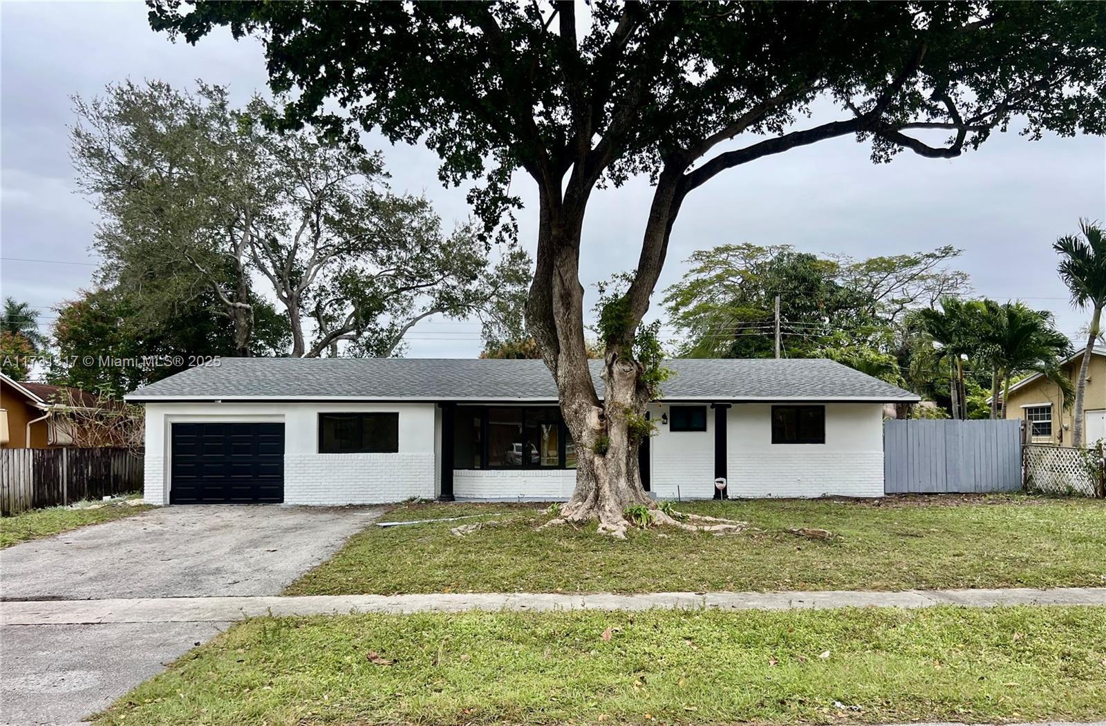 Picture of 4461 NW 3Rd Ct, Plantation, FL 33317