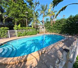 Picture of 1423 Holly Heights Dr # 15, Fort Lauderdale, FL 33304