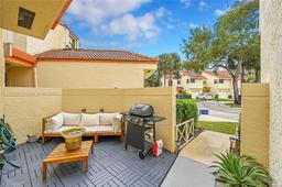 Picture of 3435 Laurel Oaks Ln # 603, Hollywood, FL 33021