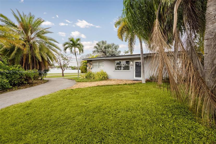 Picture of 17275 SW 302Nd St, Homestead FL 33030