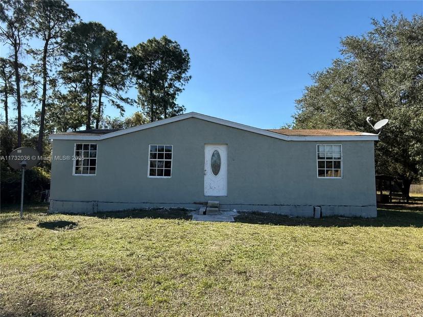 Picture of 570 S Utopia St, Clewiston, FL 33440