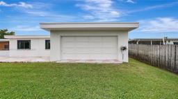 Picture of 8661 NW 24Th Ct, Pembroke Pines, FL 33024