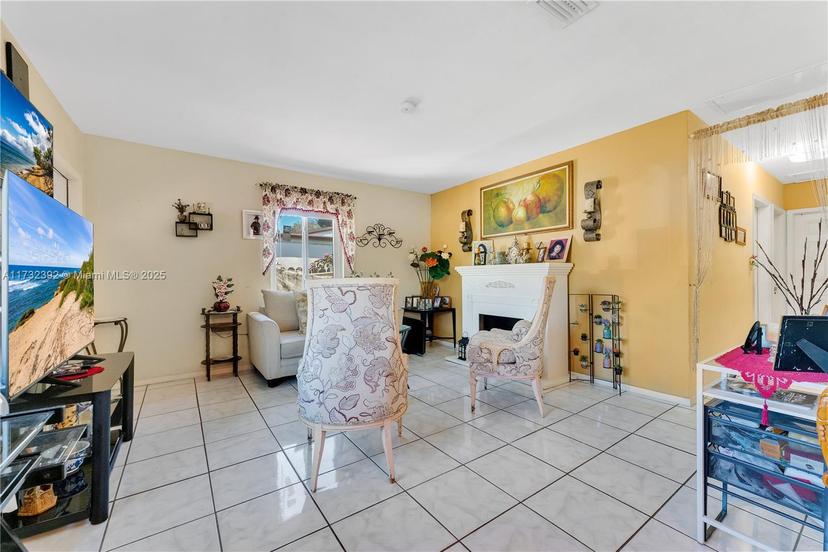 Picture of 380 NW 133Rd St, North Miami FL 33168