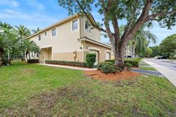 Picture of 2267 Cordoba Bend # 2267, Weston, FL 33327