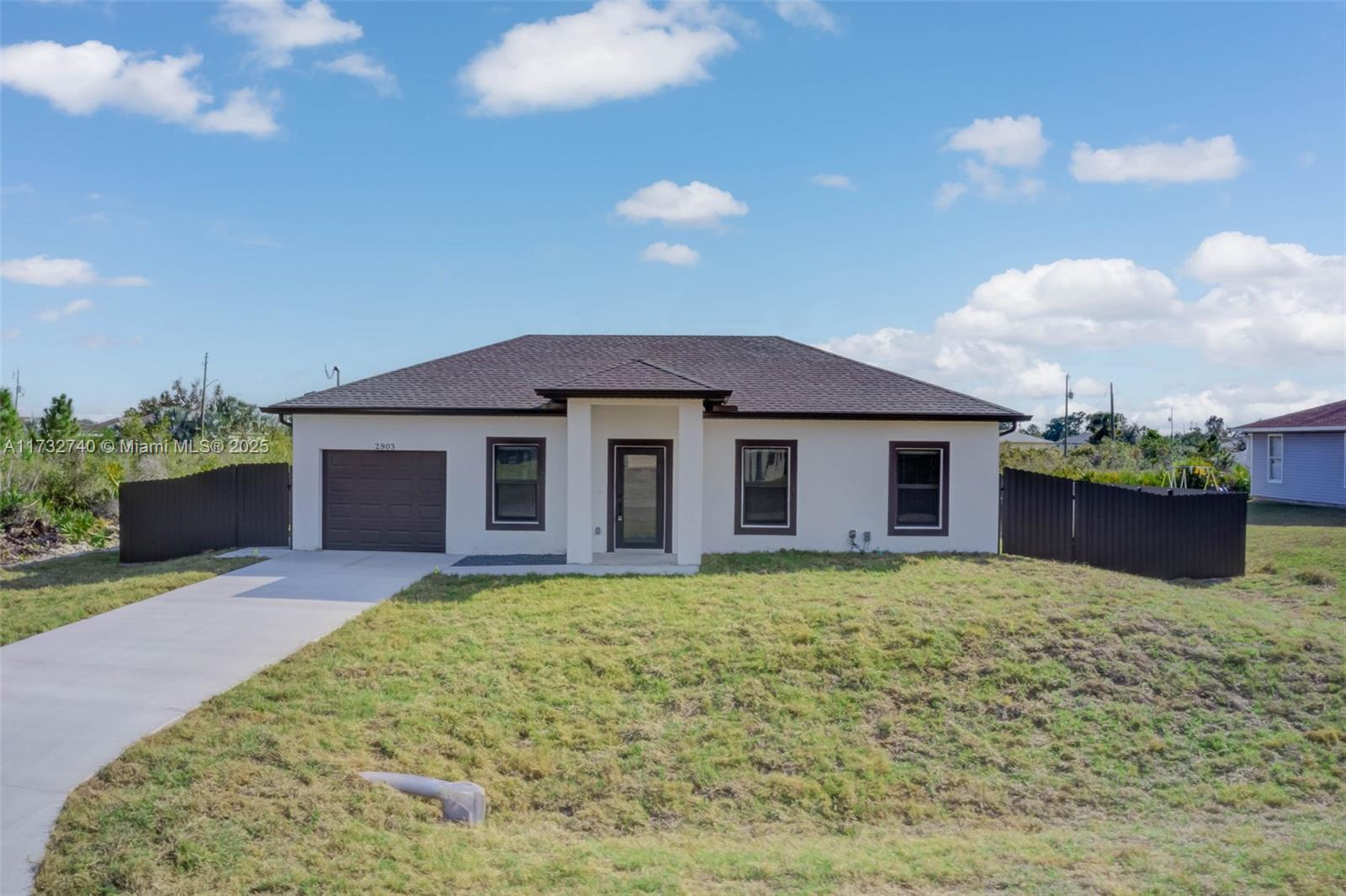 Picture of 2903 64Th St W, Lehigh Acres, FL 33971