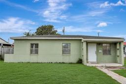 Picture of 750 E 8Th Ave, Hialeah, FL 33010