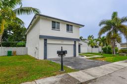 Picture of 14751 Cedar Creek Pl, Davie, FL 33325