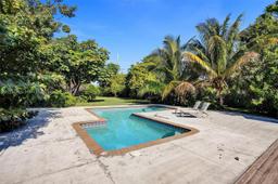 Picture of 21440 Highland Lakes Blvd, Miami, FL 33179