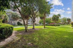 Picture of 619 NE 14Th Ave # 101, Hallandale Beach, FL 33009