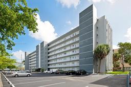 Picture of 619 NE 14Th Ave # 101, Hallandale Beach, FL 33009