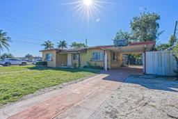 Picture of 5700 NW 111Th Ter, Hialeah, FL 33012