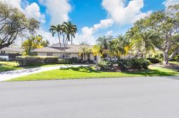 Picture of 7420 SW 145Th Ter, Palmetto Bay, FL 33158