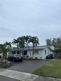 Picture of 1245 Thrush Ave, Miami Springs, FL 33166