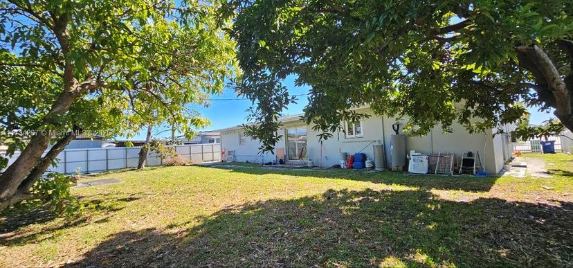 Picture of 4851 NW 176Th St, Miami Gardens FL 33055