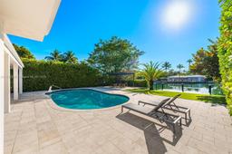 Picture of 410 S Shore Dr, Miami Beach, FL 33141