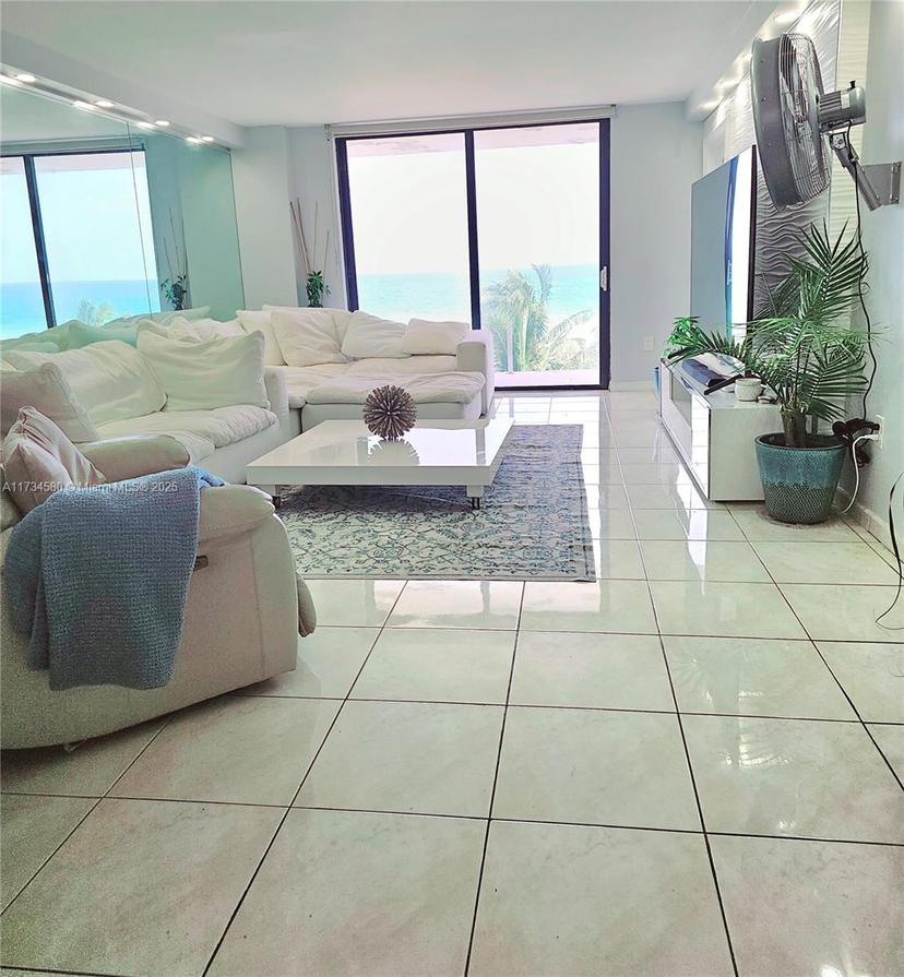 Picture of 6061 Collins Ave # 5F, Miami Beach FL 33140