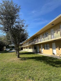 Picture of 4444 SW 67Th Ave # 2, Miami, FL 33155