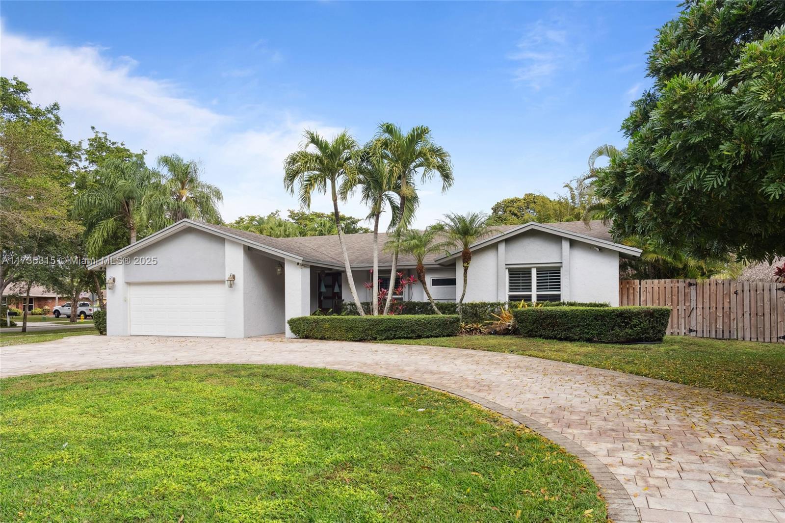 Picture of 11601 Island Rd, Cooper City, FL 33026