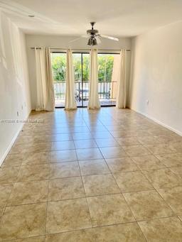 Picture of 8267 SW 128Th St # 210, Pinecrest, FL 33156