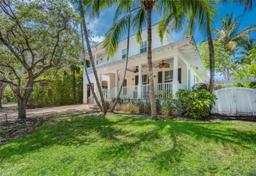 Picture of 235 Cranwood Dr, Key Biscayne, FL 33149