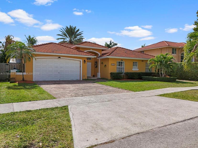 Picture of 15804 SW 99Th Ter, Miami FL 33196