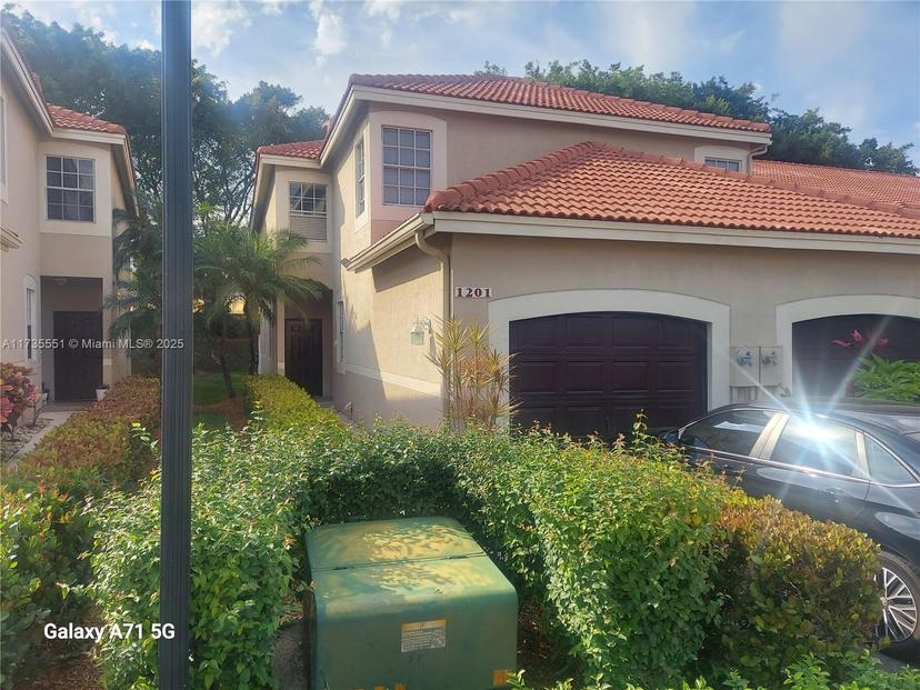 Picture of 1201 Sorrento Dr, Weston FL 33326