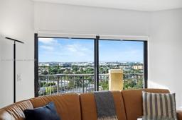 Picture of 4242 NW 2Nd St # 1104, Miami, FL 33126