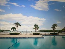 Picture of 300 Bayview Dr # 409, Sunny Isles Beach, FL 33160