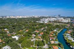 Picture of 625 Jeronimo Dr, Coral Gables, FL 33146