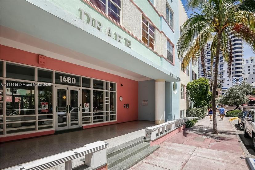 Picture of 1460 Ocean Dr # 204, Miami Beach FL 33139