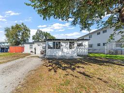 Picture of 6109 Garfield St, Hollywood, FL 33024