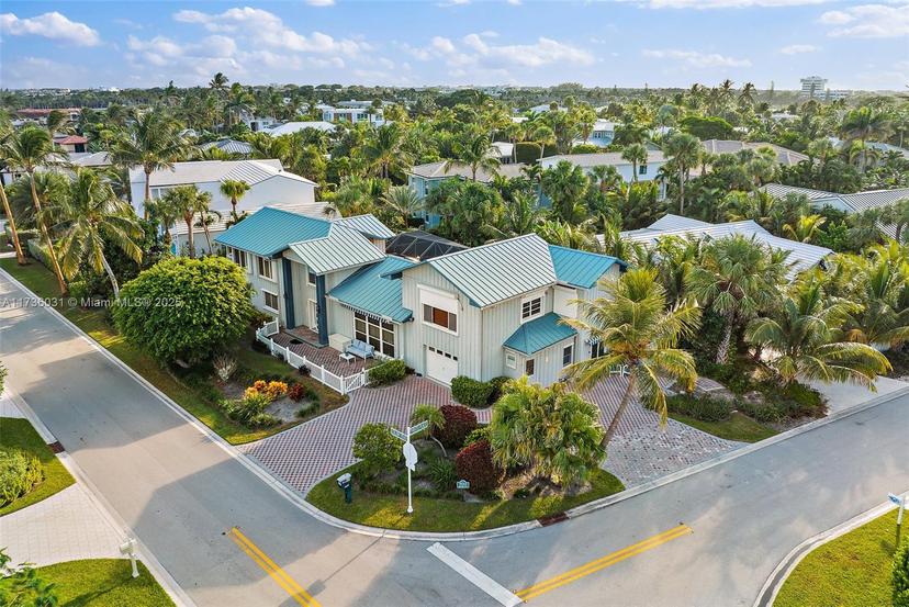 Picture of 219 Colony Rd, Jupiter Inlet Colony FL 33469