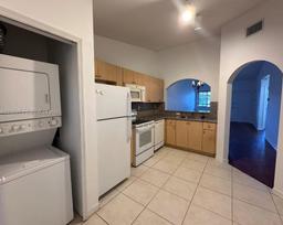 Picture of 1270 SE 28Th Ct # 204, Homestead, FL 33035