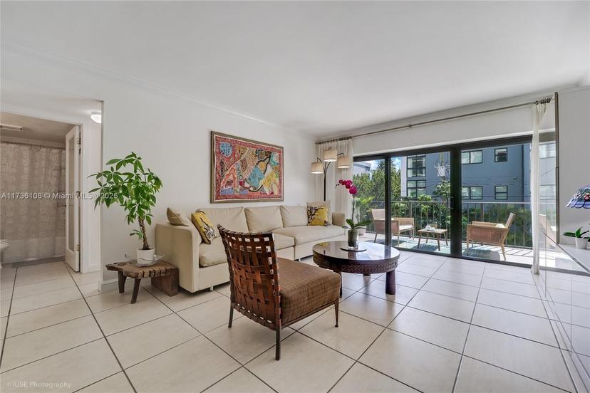 Picture of 575 Crandon Blvd # 306, Key Biscayne FL 33149