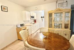 Picture of 2145 Pierce St # 112, Hollywood, FL 33020