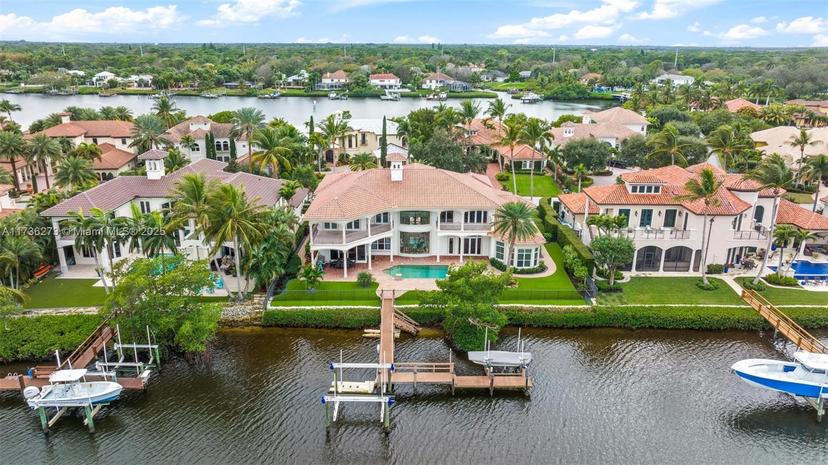 Picture of 19081 SE Reach Island Ln, Jupiter FL 33458