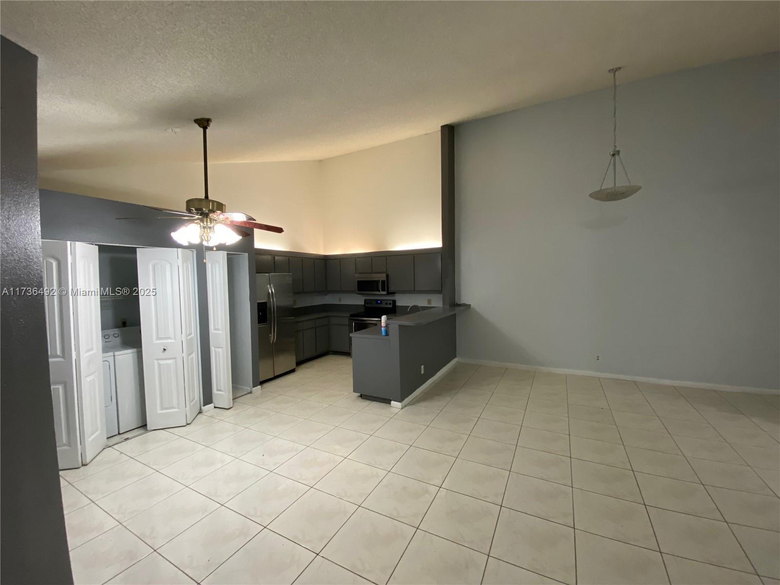 Picture of 4393 Woodstock Dr, West Palm Beach, FL 33409