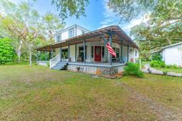 Picture of 105 S Oak Street, La Belle, FL 33935