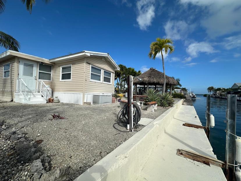 Picture of 1693 Bayview Dr, Lower Keys FL 33042