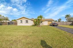 Picture of 15811 SW 284Th St, Homestead, FL 33033